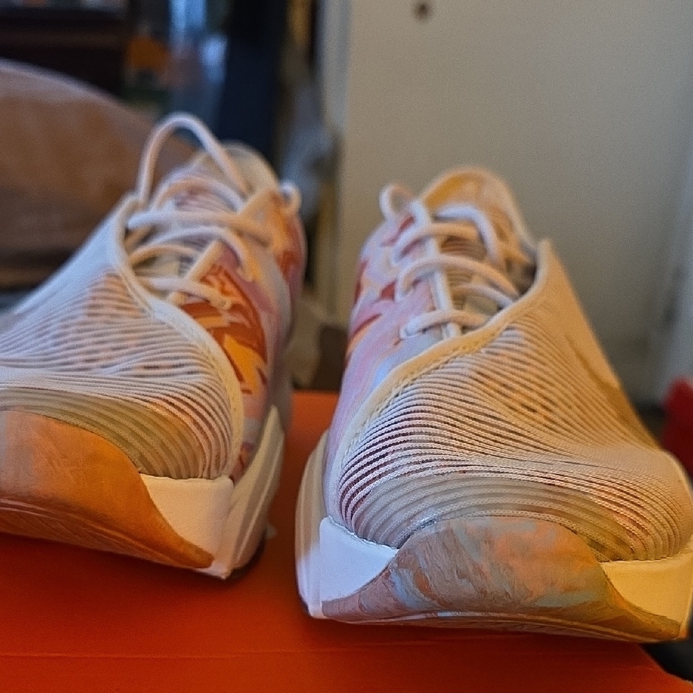 Nike Air Zoom Superrep 2 Women's Size 7 Sneakers in Orange,tan and White